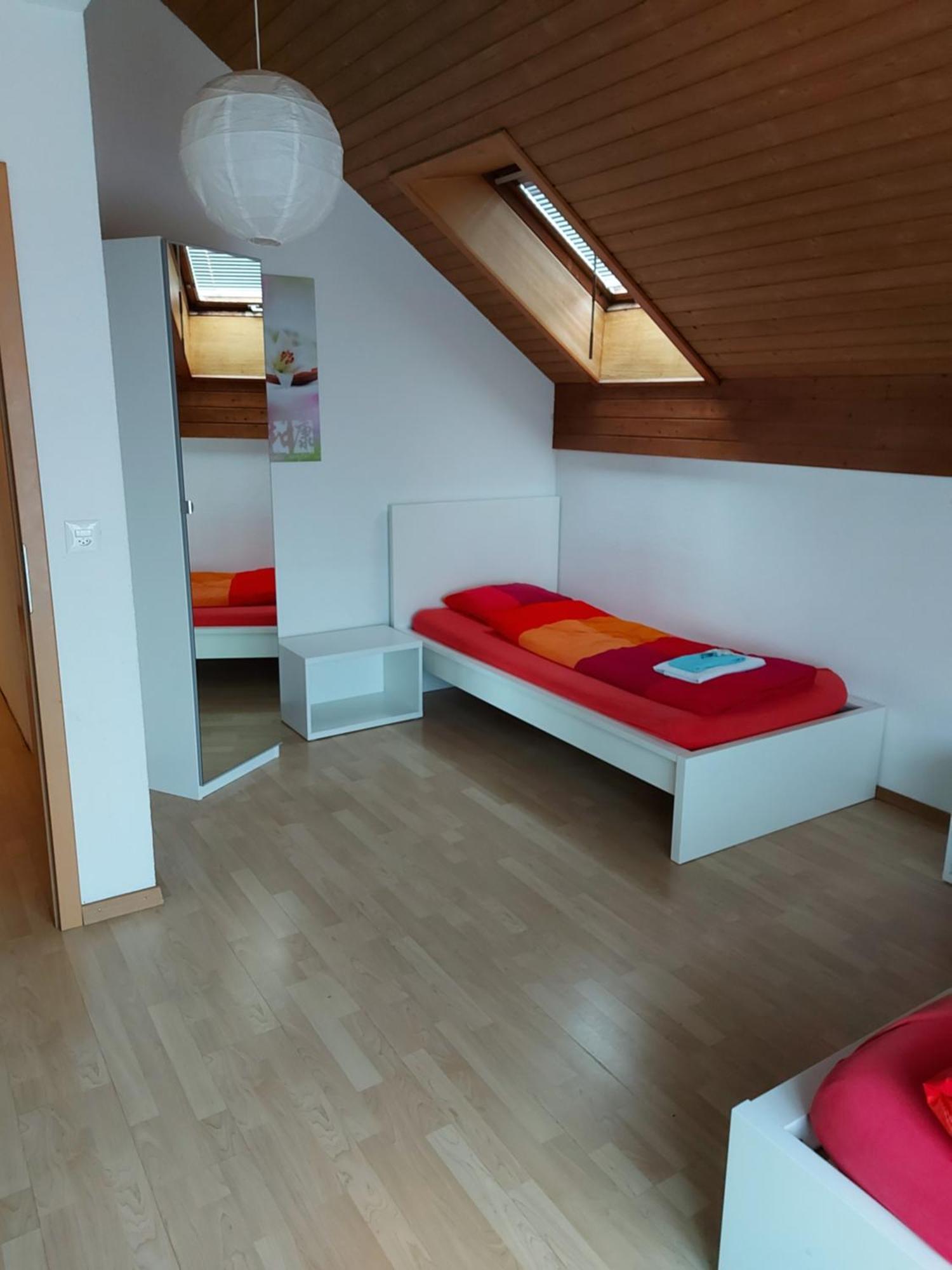 Good Bed Niederbipp 13アパートメント エクステリア 写真